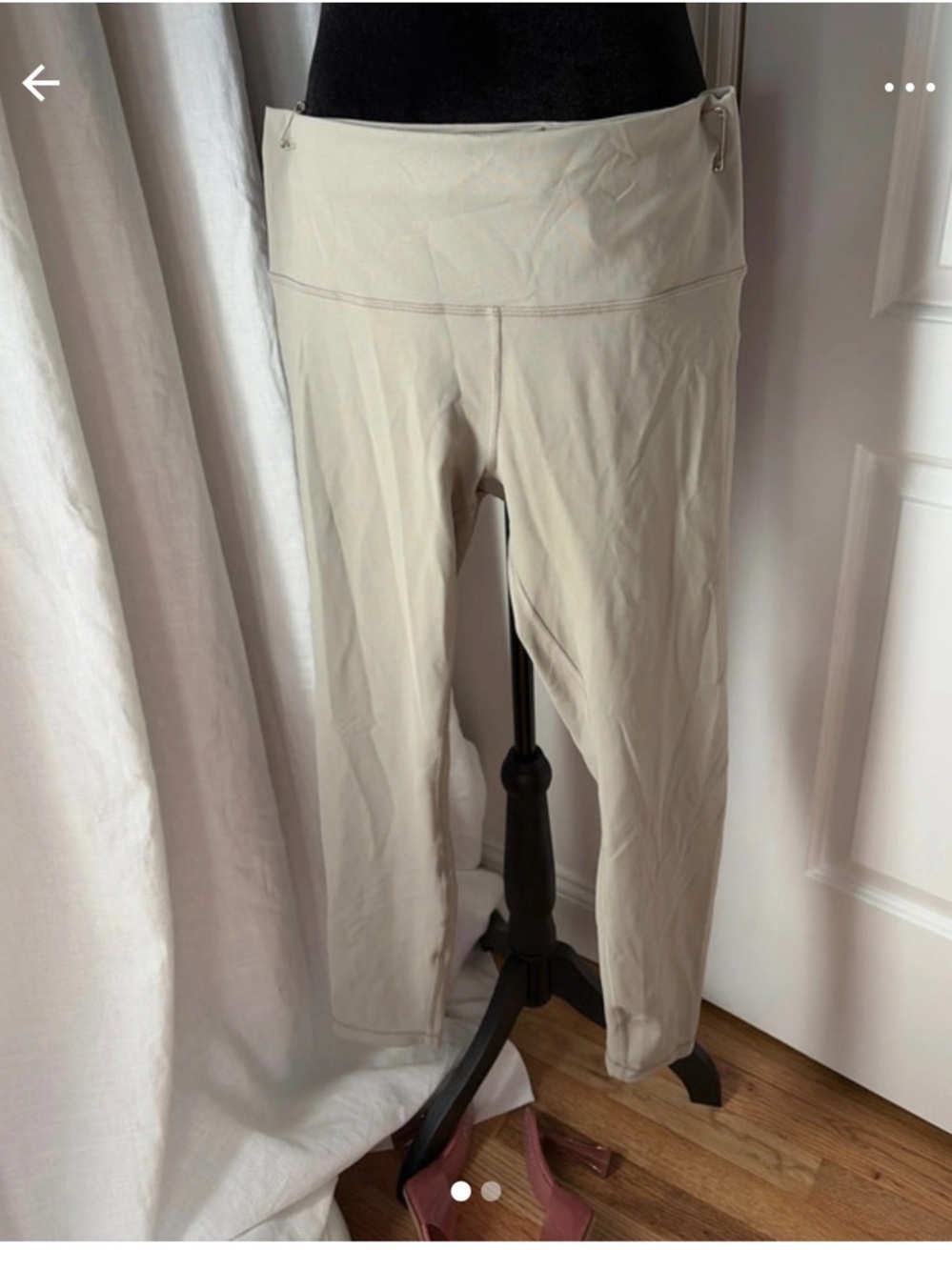lululemon athletica Light Cream Ankle Yoga Pants